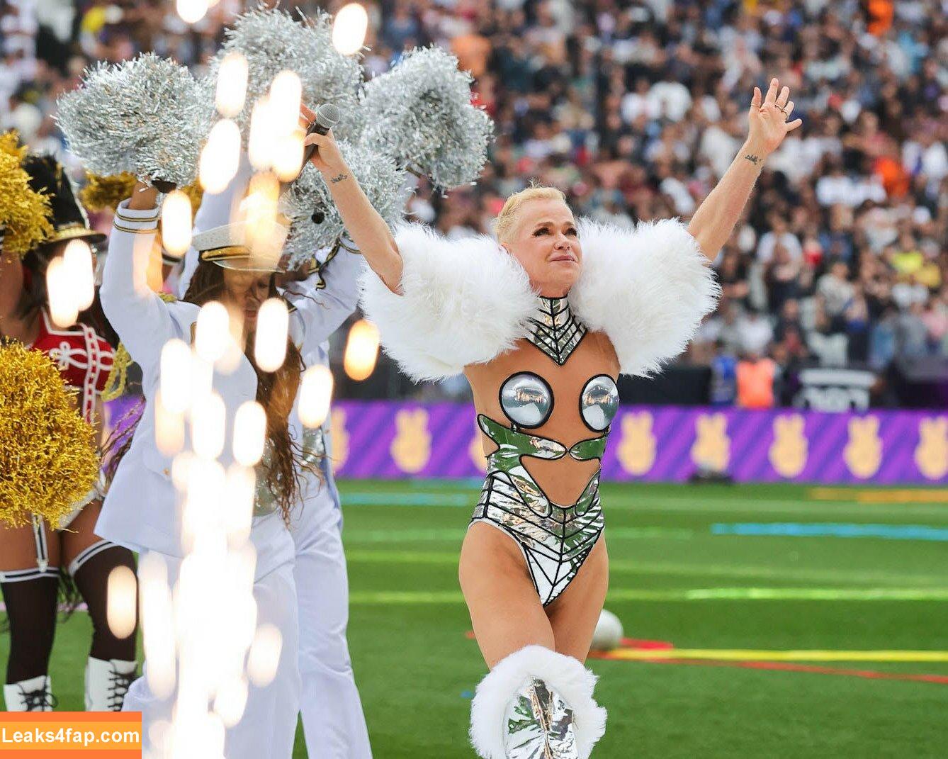 Xuxa Meneghel / xuxameneghel leaked photo photo #0043