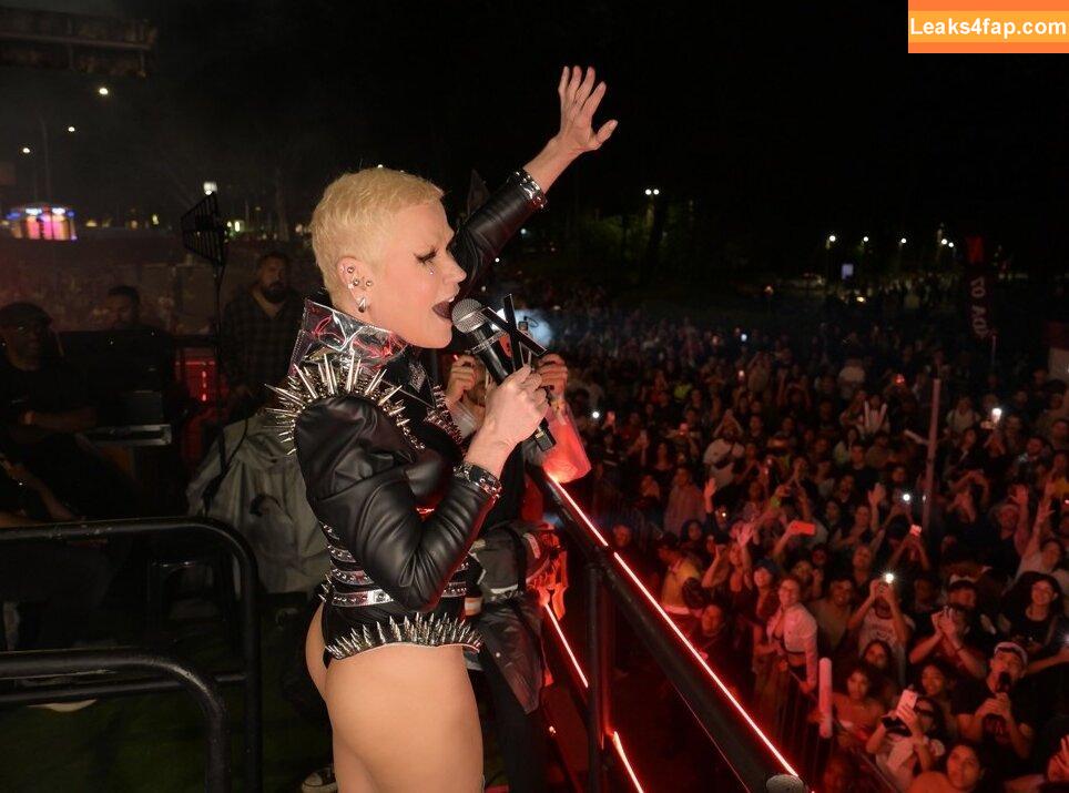 Xuxa Meneghel / xuxameneghel leaked photo photo #0078