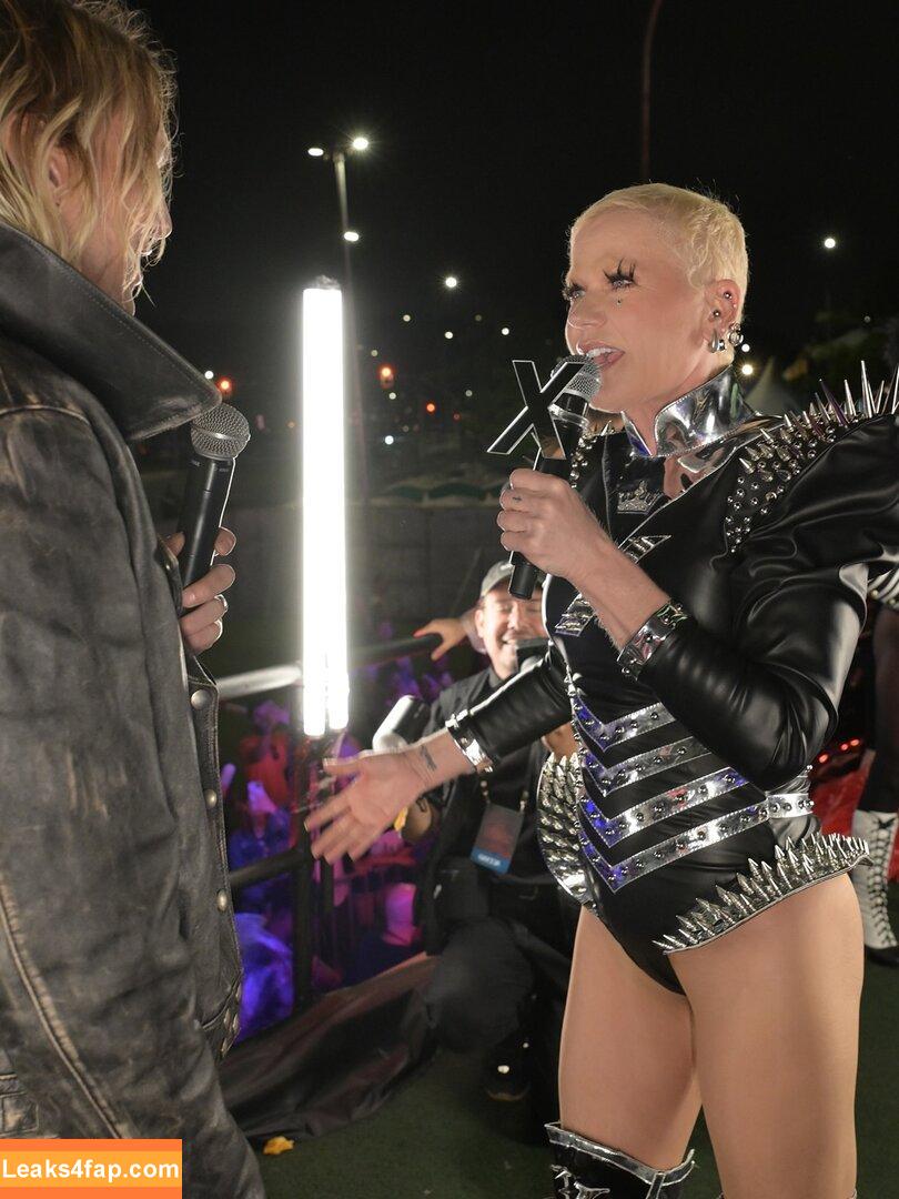 Xuxa Meneghel / xuxameneghel leaked photo photo #0080