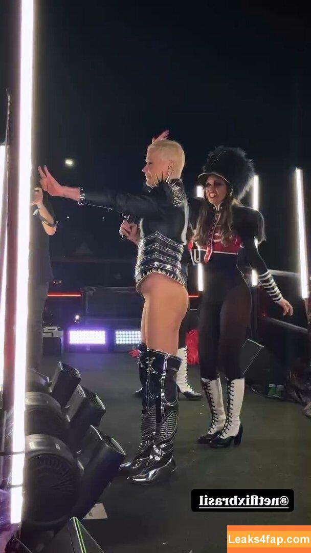 Xuxa Meneghel / xuxameneghel leaked photo photo #0084