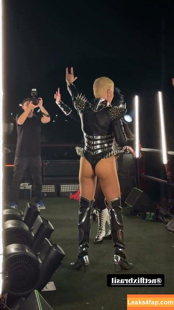 Xuxa Meneghel / xuxameneghel leaked photo photo #0086