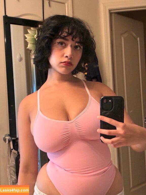 xx.midna / xo.midna / xomidna leaked photo photo #0012