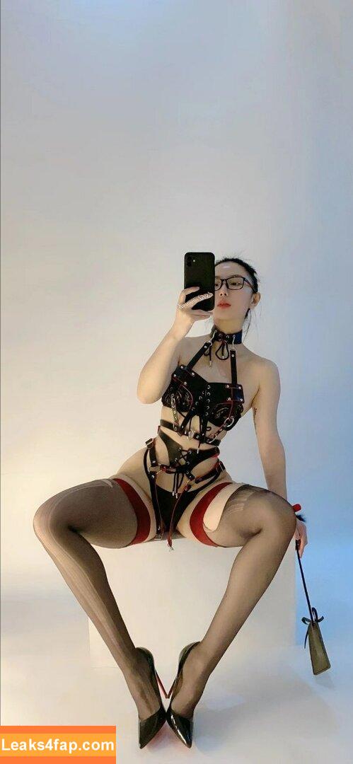 xxapple / Xxapple_e2 / iamnobody89757 leaked photo photo #0143
