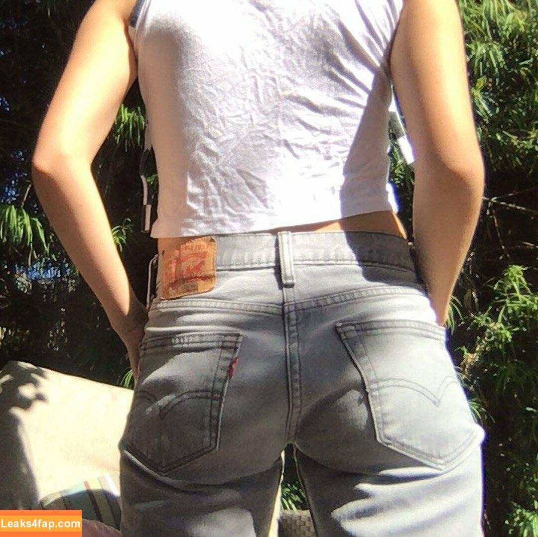 xxkawaiinerdxx /  leaked photo photo #0058