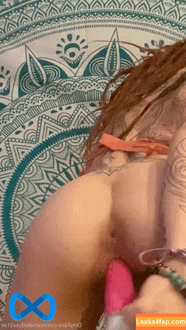 xxmelodyxx31xx /  leaked photo photo #0265