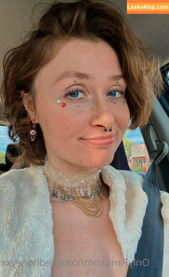 xxsacredhoneyxx / xxshadcatxx leaked photo photo #0039