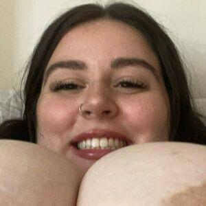 xxsxrxhvip / https: / sarahs_day leaked photo photo #0026