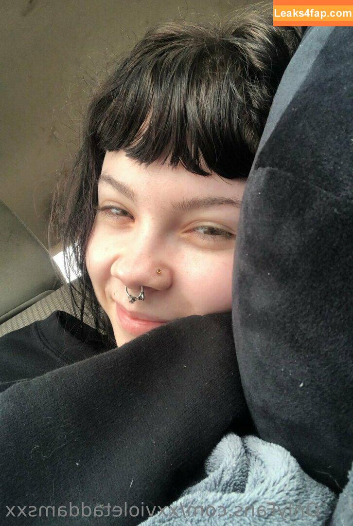 Xxvioletaddamsxx / diaanaaa_chavezzz leaked photo photo #0022