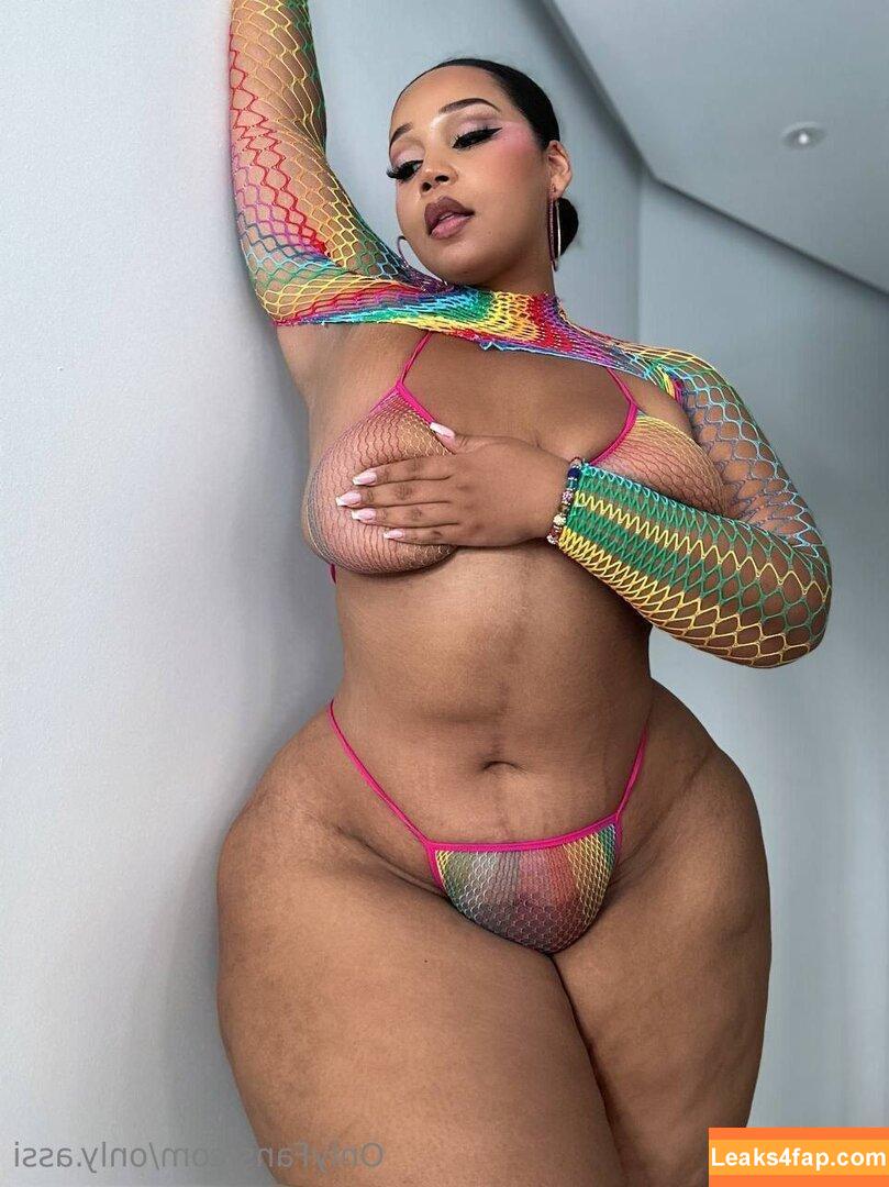 xxx_missassi / missassi_ leaked photo photo #0001