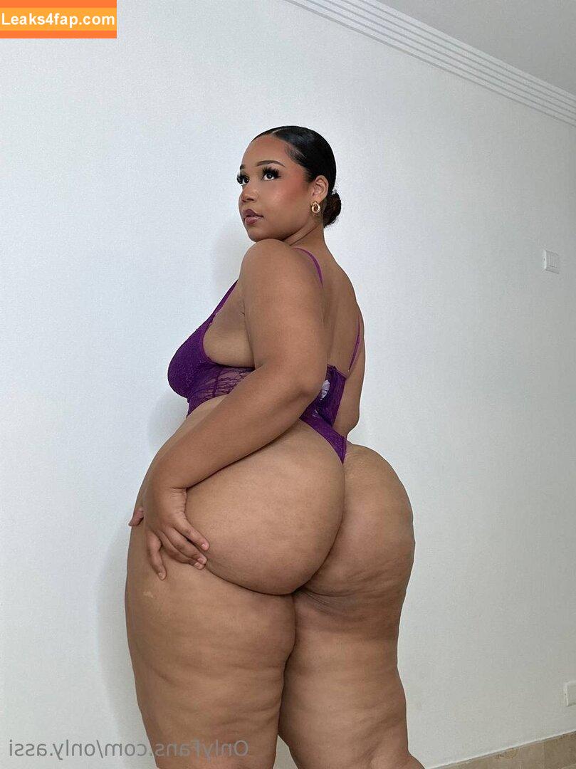 xxx_missassi / missassi_ leaked photo photo #0002