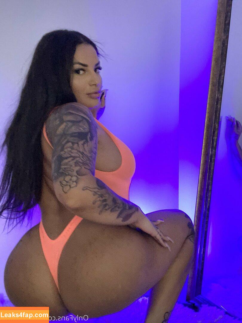 xxxarabella / oxymoronic___ leaked photo photo #0031