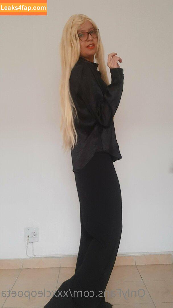 xxxcleopoeta /  leaked photo photo #0040