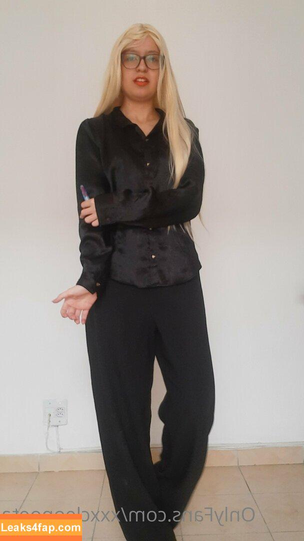 xxxcleopoeta /  leaked photo photo #0042