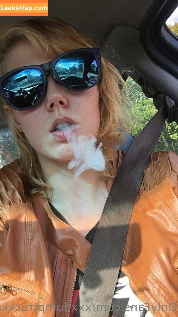 xxxdumptruckkagexxx /  leaked photo photo #0106
