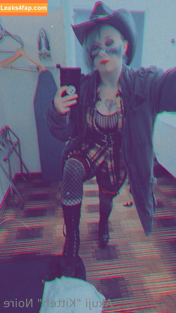 xxxgorygamerxxx /  leaked photo photo #0065