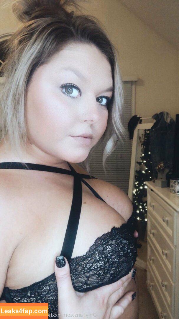 xxxhookedonbrookefree /  leaked photo photo #0036