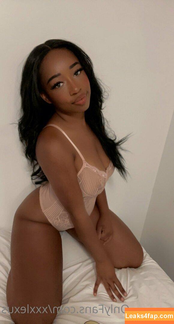 xxxlexus /  leaked photo photo #0004