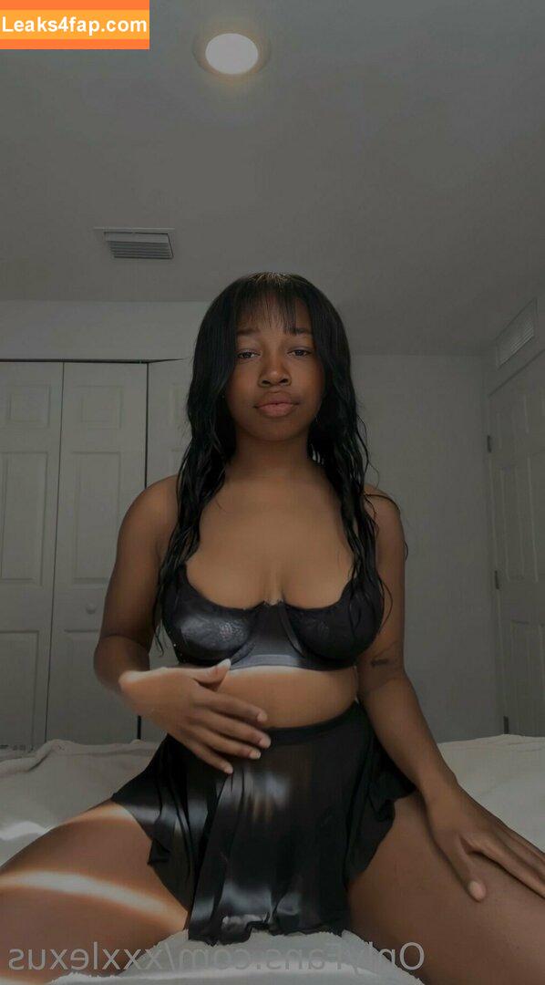 xxxlexus /  leaked photo photo #0011