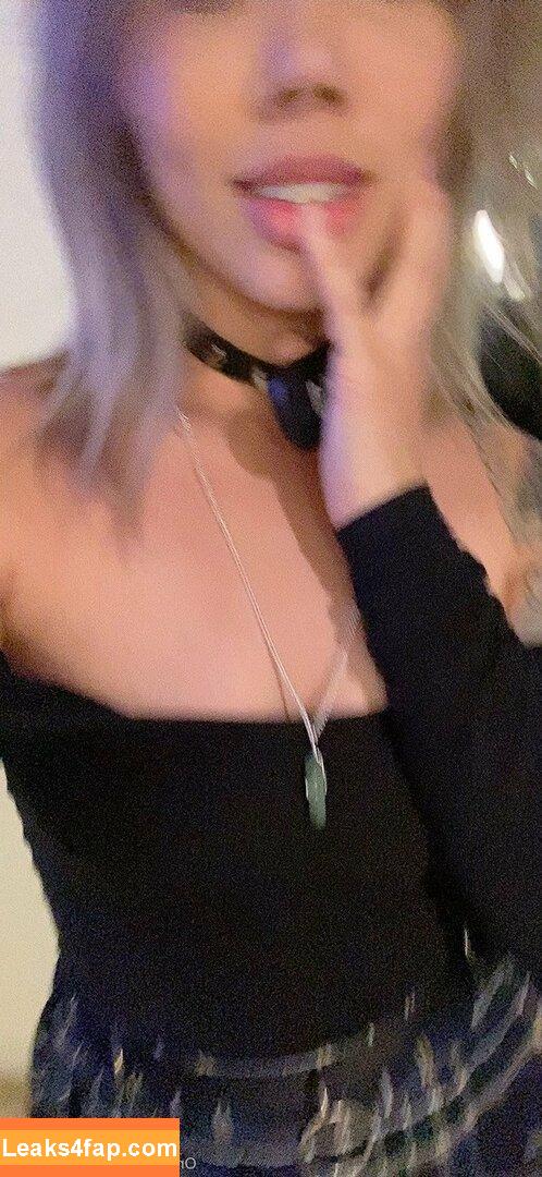 xxxlovegina /  leaked photo photo #0019