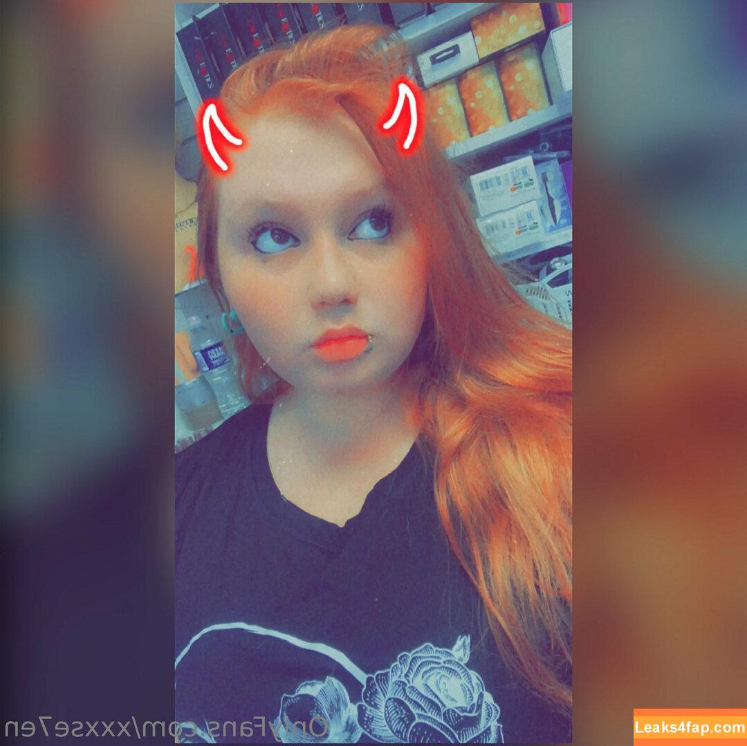 xxxse7enn /  leaked photo photo #0021