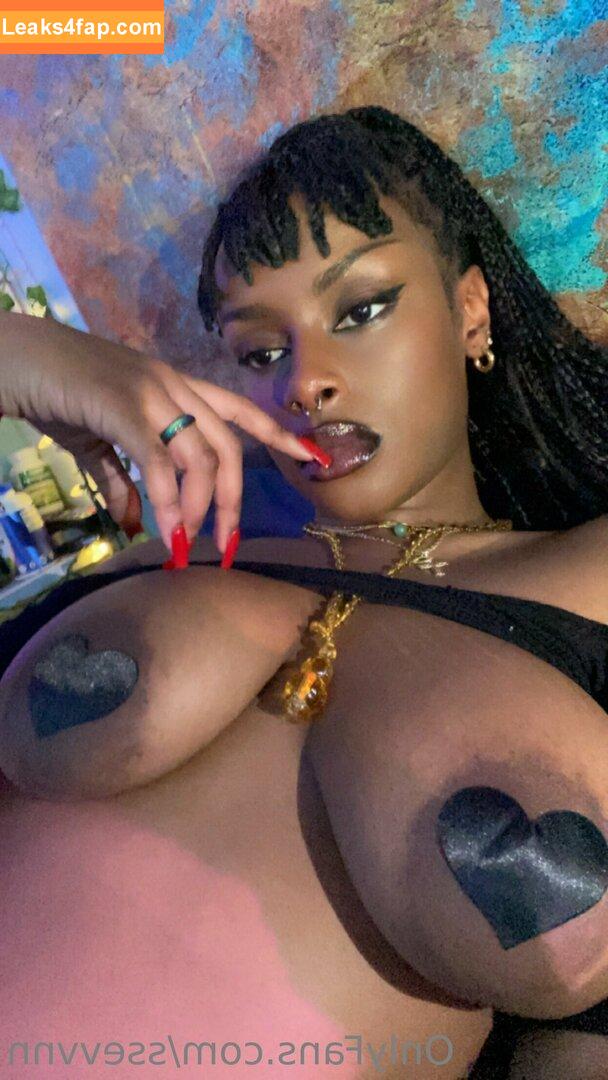xxxsevn /  leaked photo photo #0072