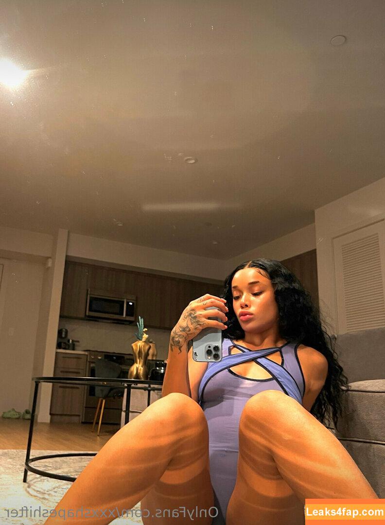 xxxshapeshifter /  leaked photo photo #0141