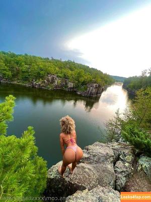 xxxshapeshifter photo #0120