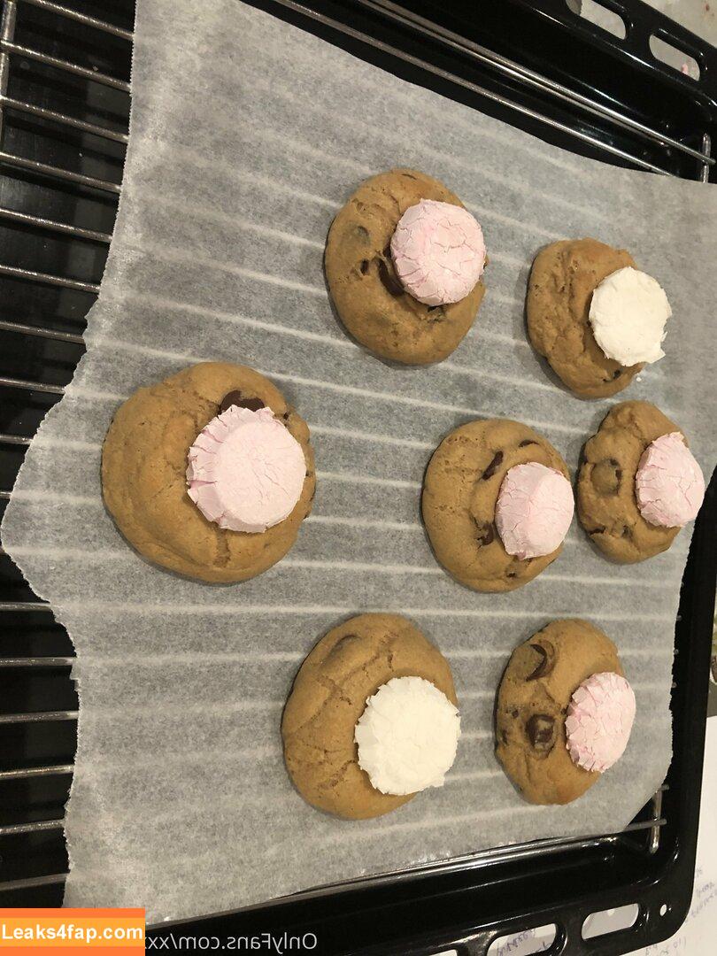 xxxsmilingcici /  leaked photo photo #0038