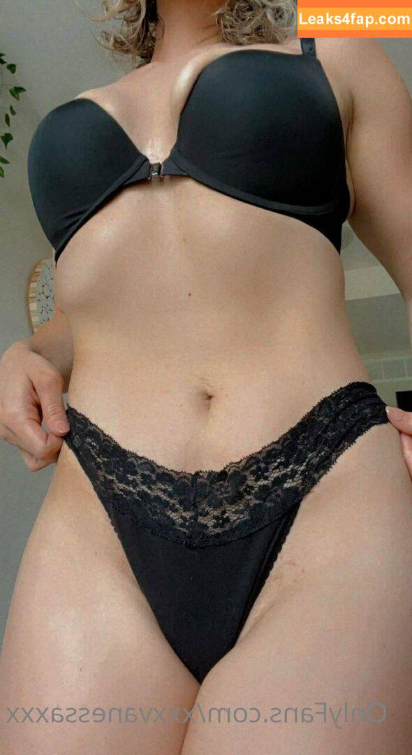 Xxxvanessaxxx / Vanessa / x.x.x.vanessa.x.x.x leaked photo photo #0379