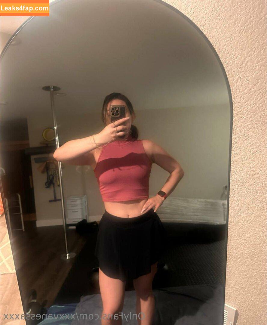 Xxxvanessaxxx / Vanessa / x.x.x.vanessa.x.x.x leaked photo photo #1044