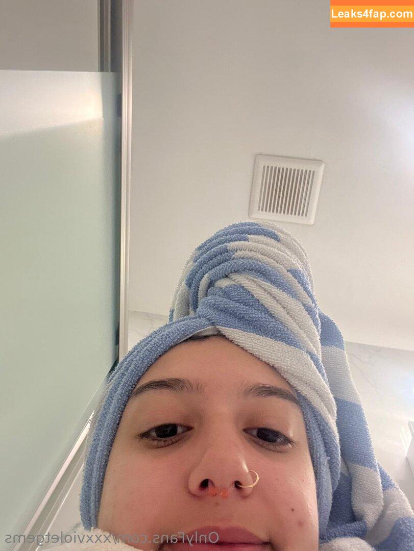 xxxvioletgems / violet__gem leaked photo photo #0013