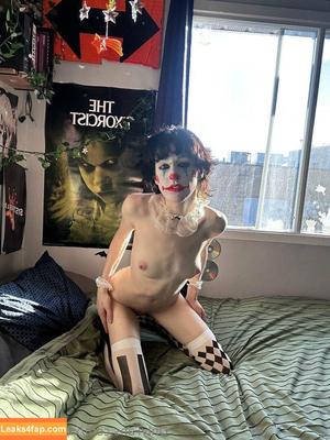 Xxxzombiezx photo #0032