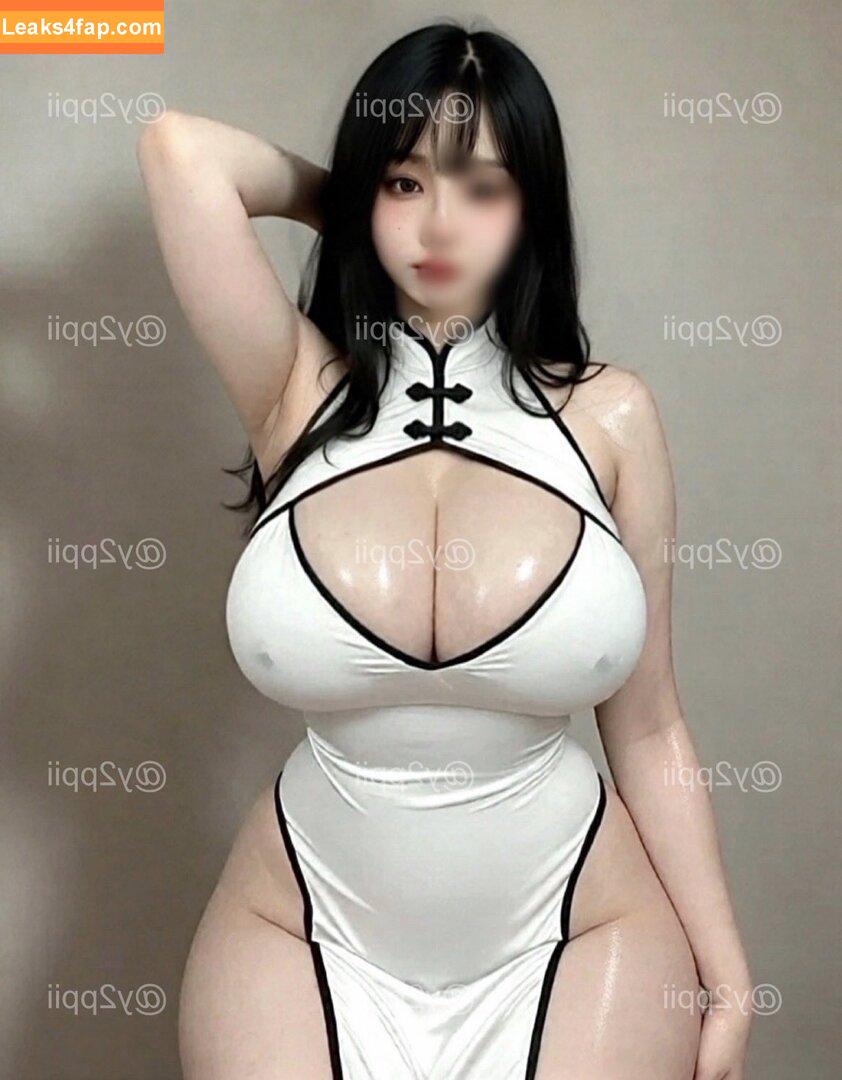 y2ppii /  leaked photo photo #0007
