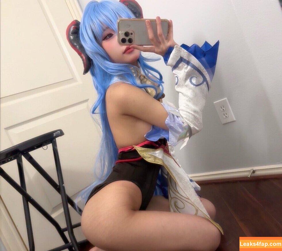 y3miku / y3mikucos leaked photo photo #0026