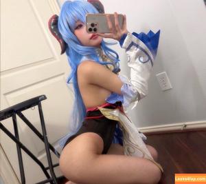 y3miku photo #0026