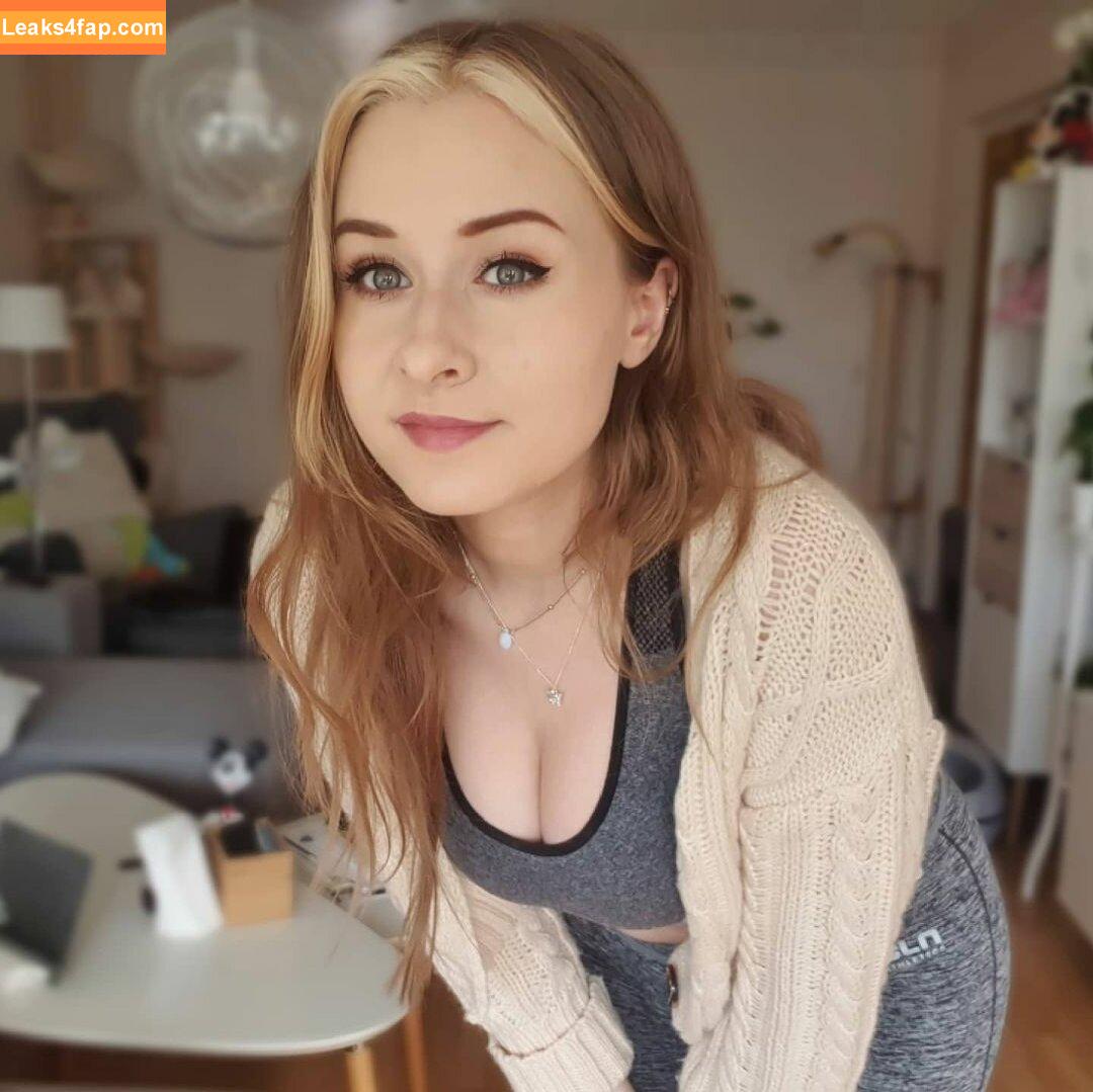 yaboielina / elina leaked photo photo #0057