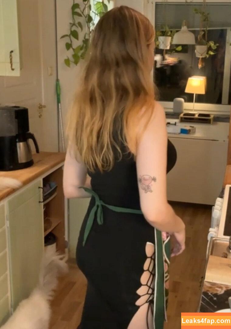 yaboielina / elina leaked photo photo #0291