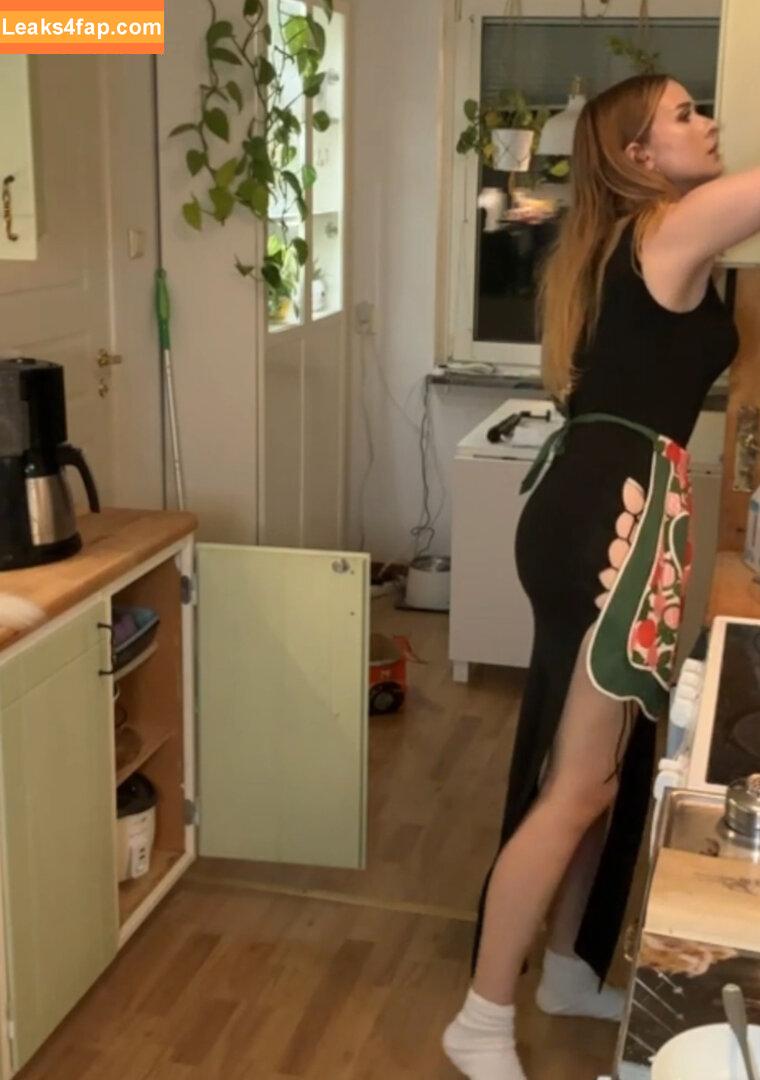 yaboielina / elina leaked photo photo #0292