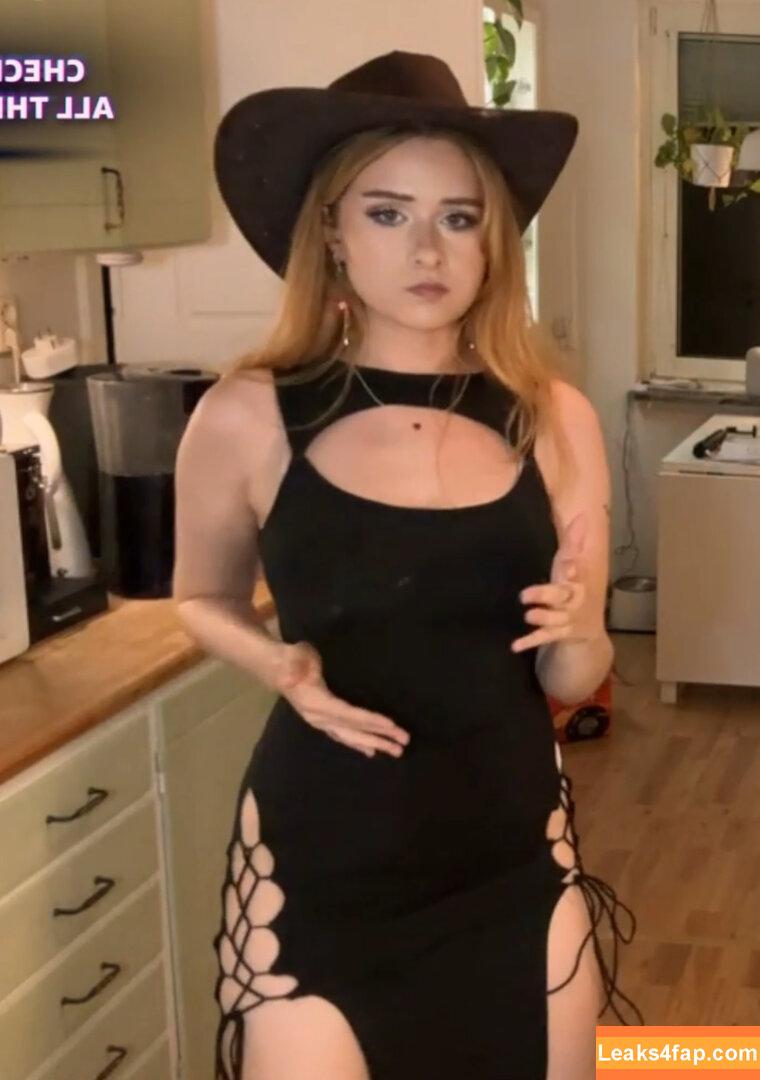 yaboielina / elina leaked photo photo #0298