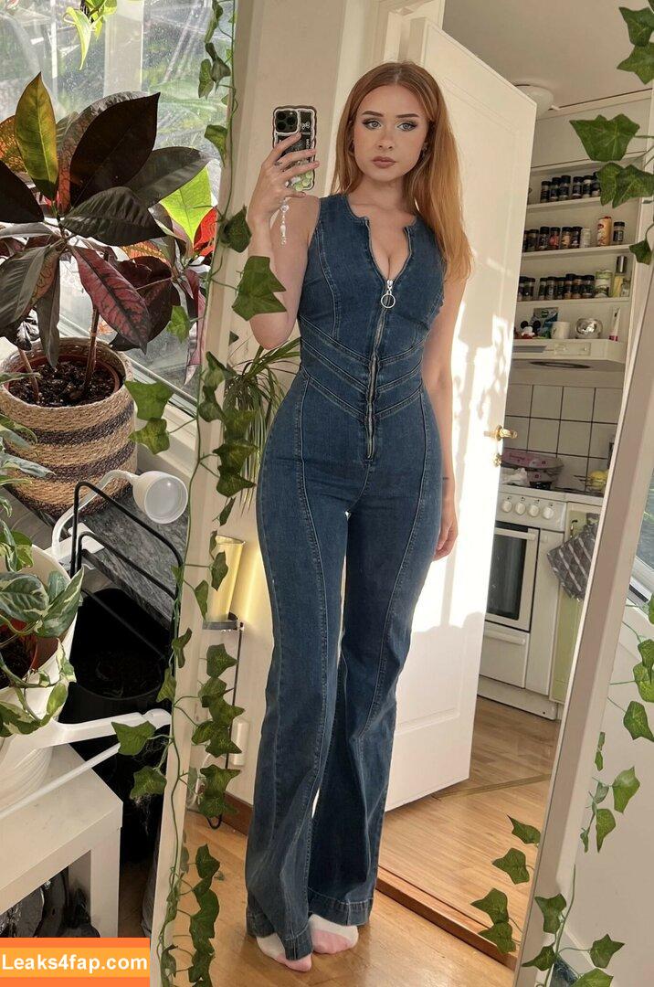 yaboielina / elina leaked photo photo #0309