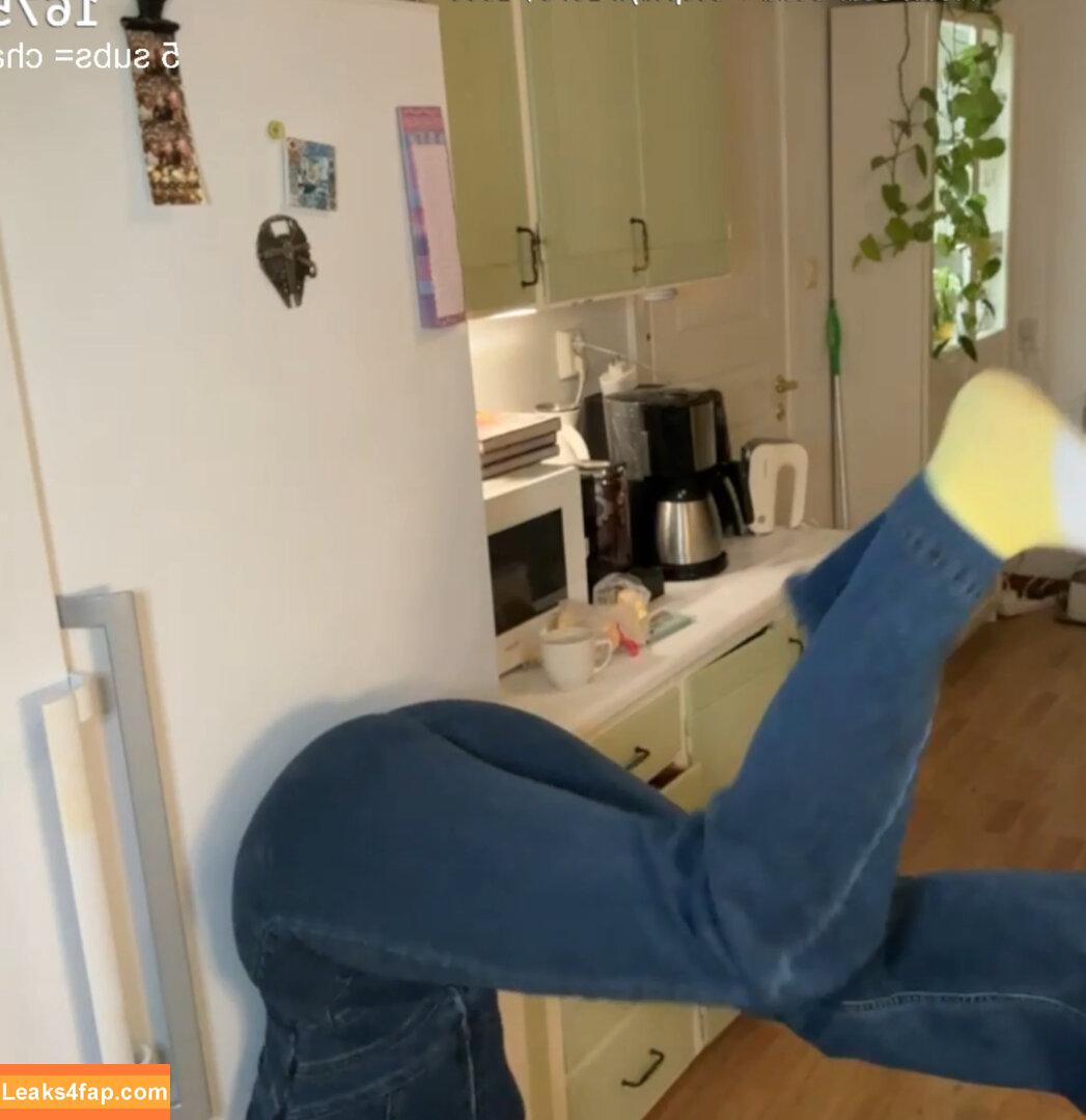yaboielina / elina leaked photo photo #0315