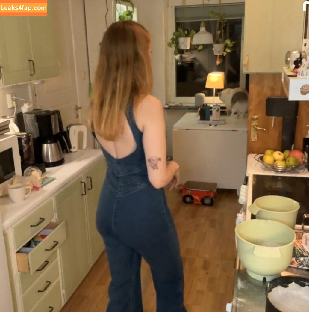 yaboielina / elina leaked photo photo #0327