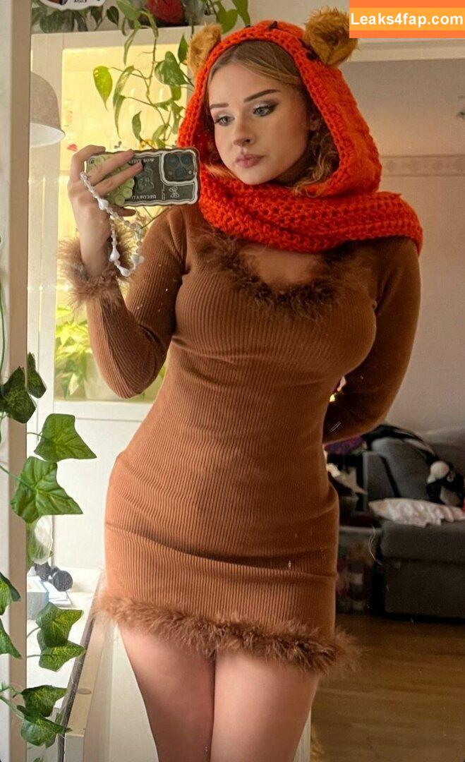 yaboielina / elina leaked photo photo #0371