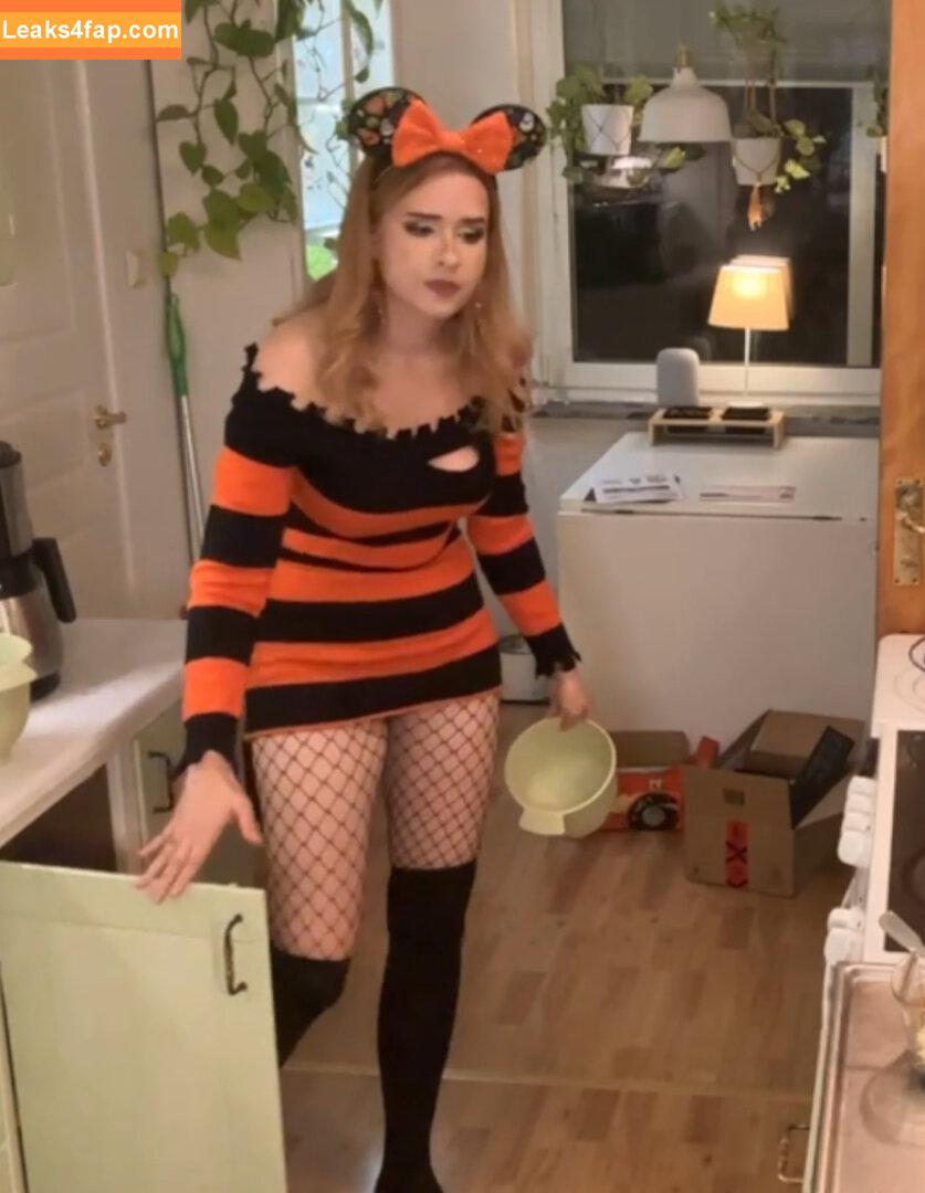 yaboielina / elina leaked photo photo #0386