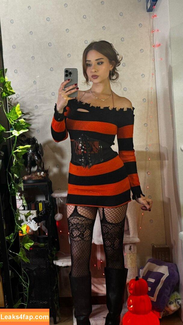 yaboielina / elina leaked photo photo #0620