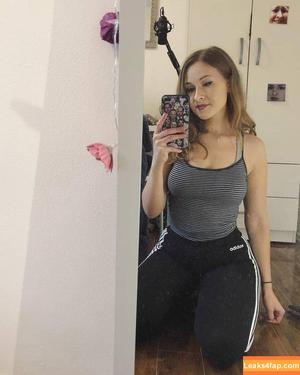 yaboielina photo #0052