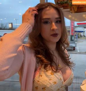 yaboielina photo #0570