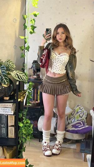 yaboielina photo #0596