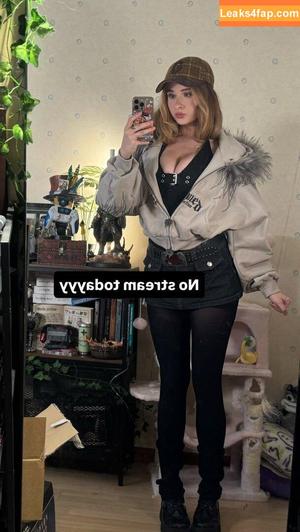 yaboielina photo #0695