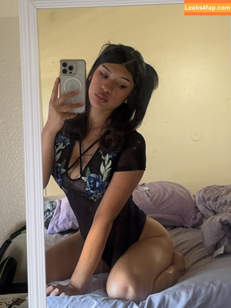 Yadhirazzep / StunnAsmr_ / Y ASMR / Yasmr / iluvyad / stunnasmr / yeyamascomodo leaked photo photo #0064